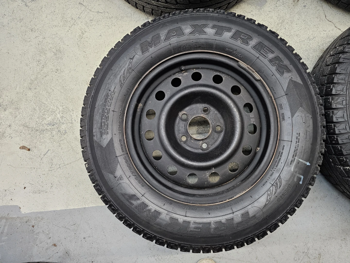 HYUNDAI TUCSON WINTER TIRES ON STEEL RIMS 225/70 R16 - photo 3
