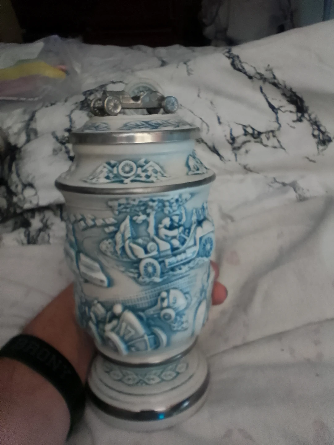 Avon Racing Car Stein - Handcrafted Brazil - photo 2