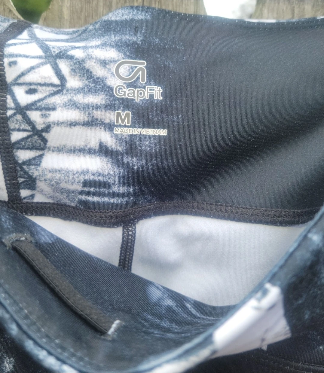 GapFit Women's Athletic Leggings Size M - photo 3