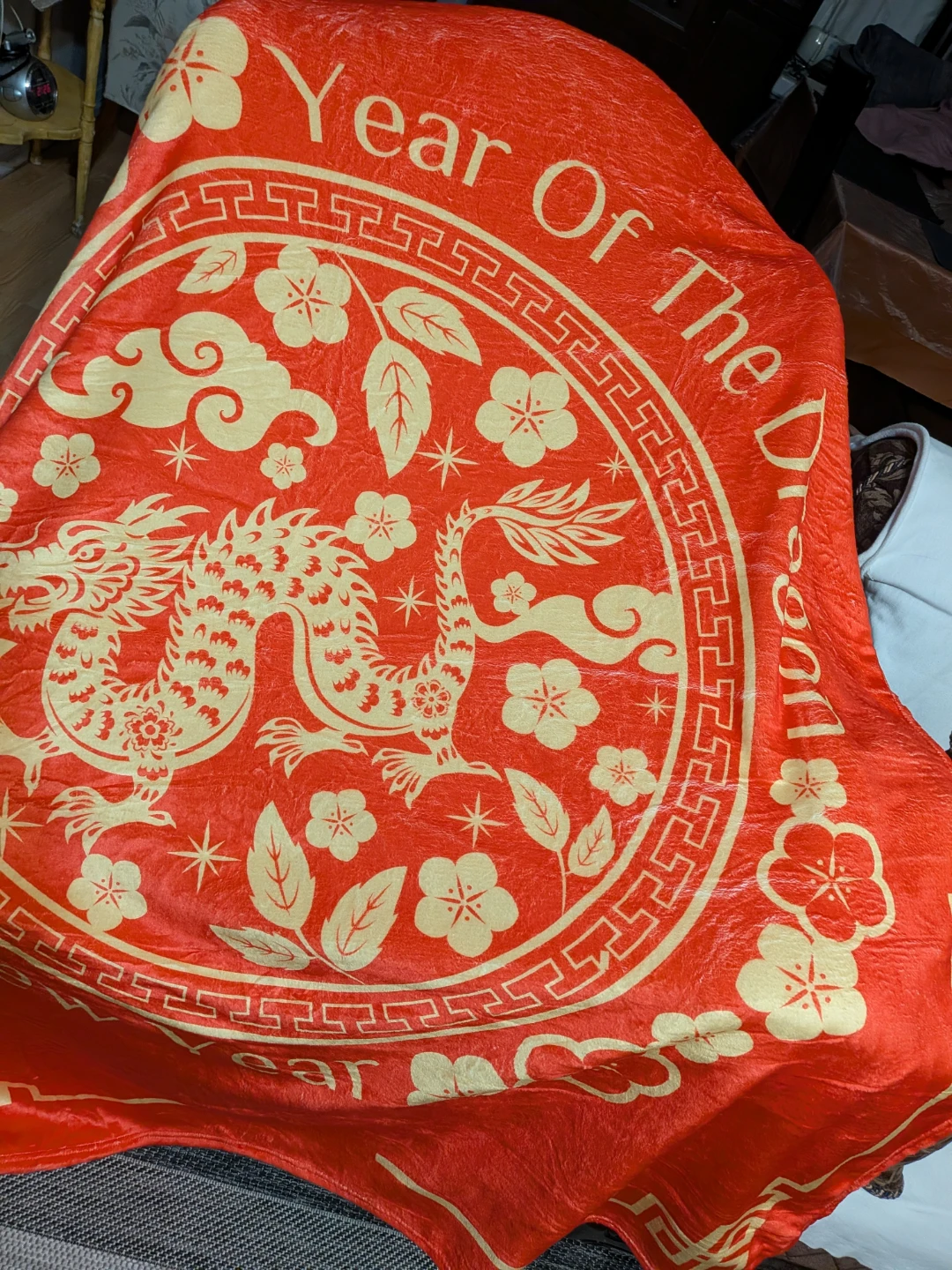 2 Hug Blanket - Year of the Dragon - photo 4