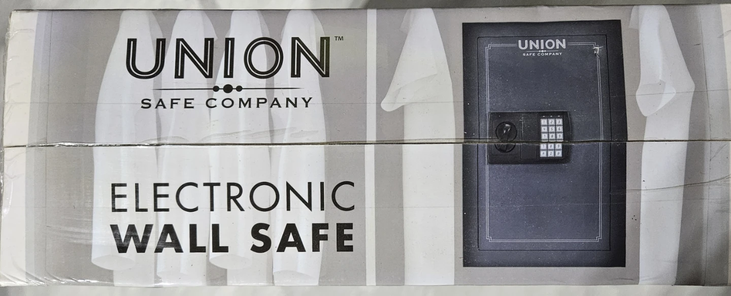Union Safe Company Electronic Wall Safe "New" still in box - photo 2