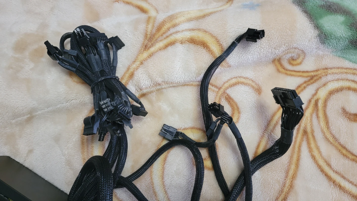 Cougar GX-S650 650W Power Supply - photo 4