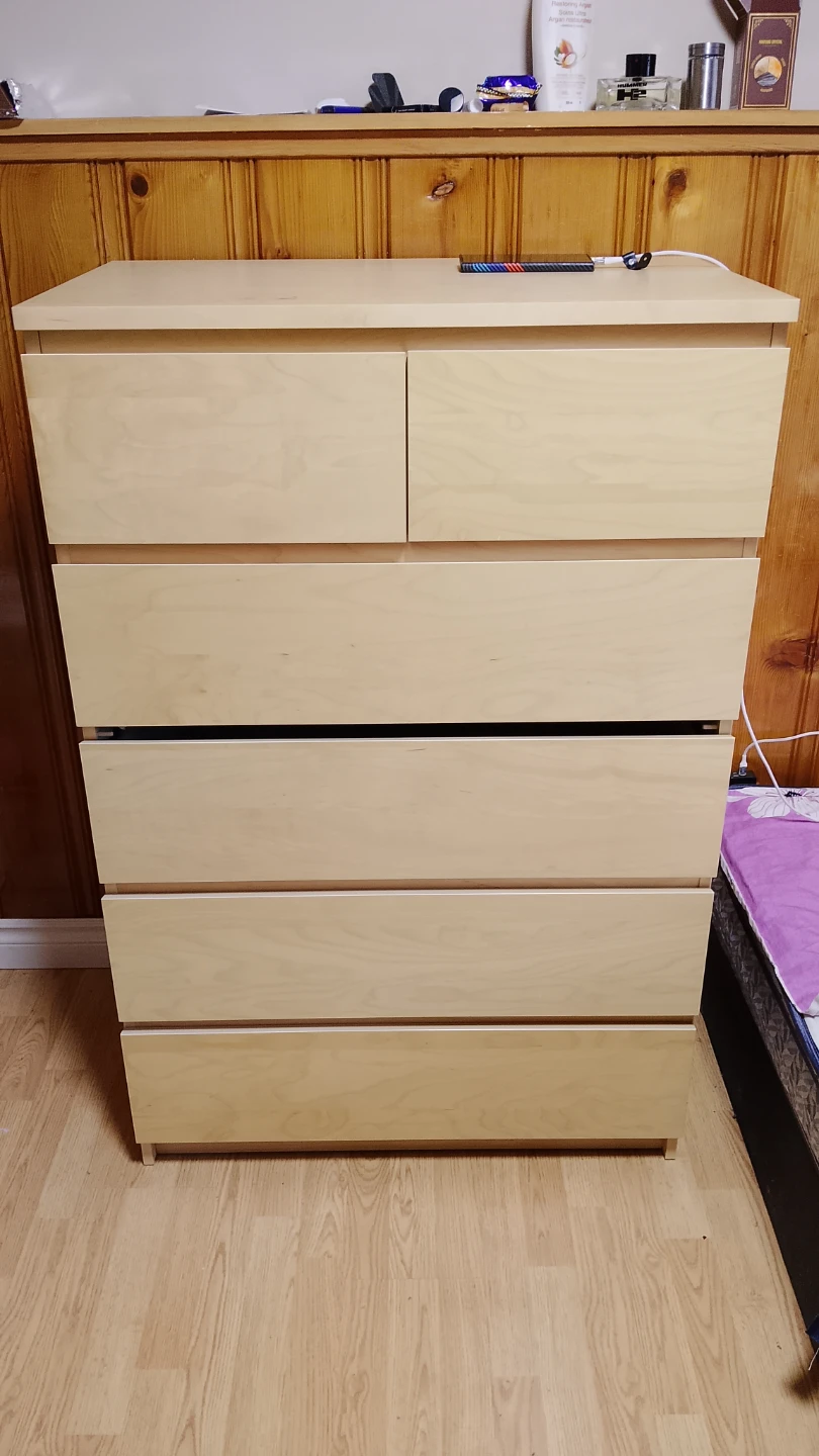 Dresser