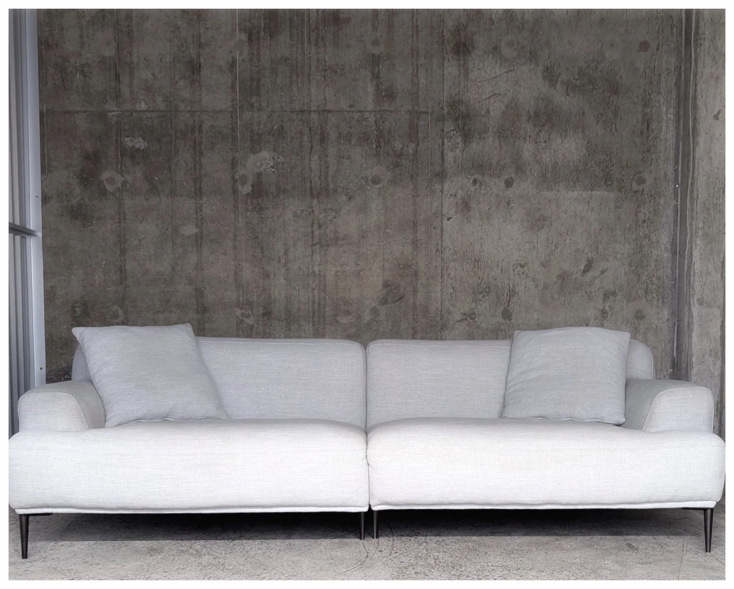 Article Couch