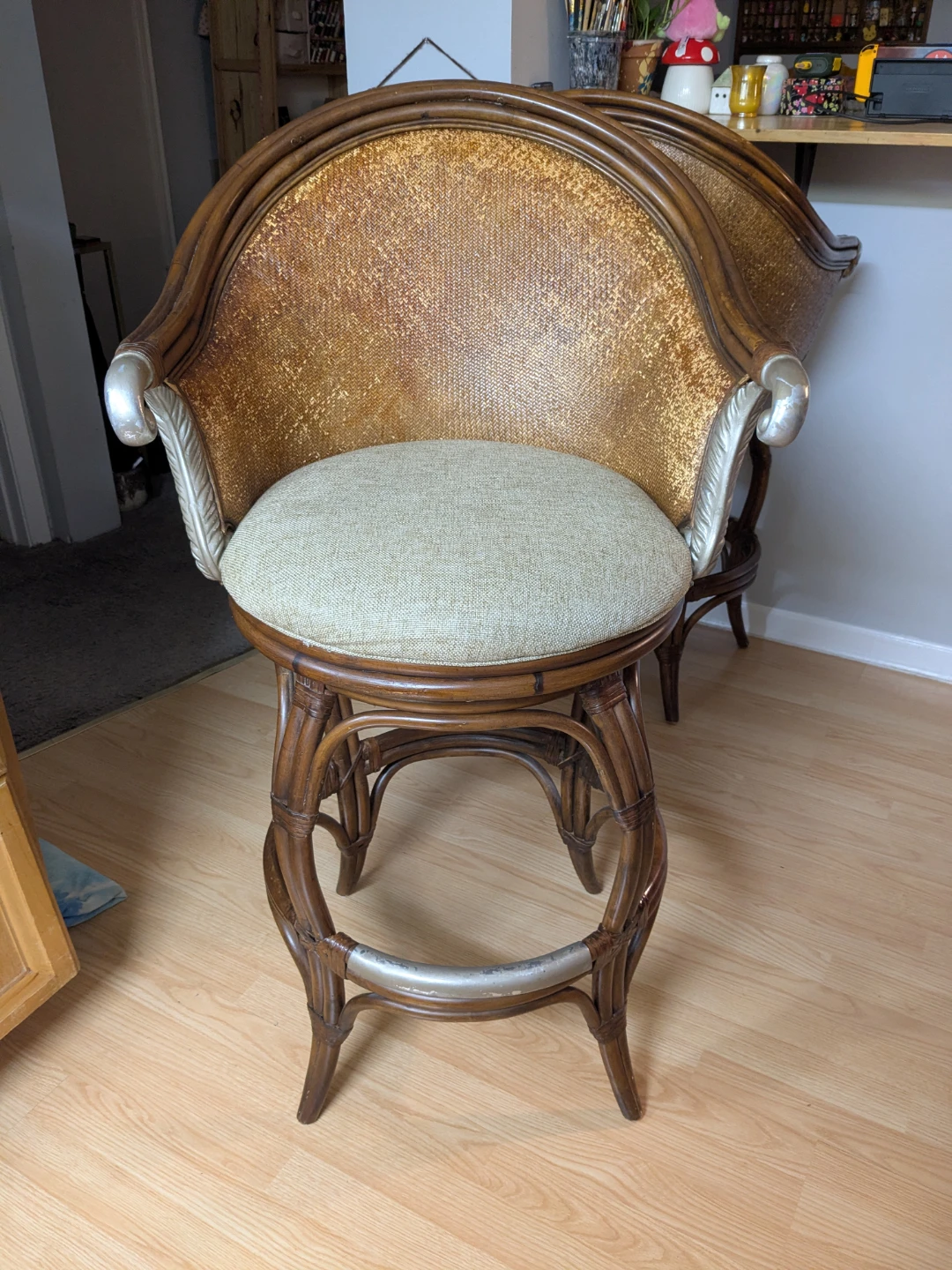 Swivel Bamboo Wicker & Rattan Bar Stools - photo 4