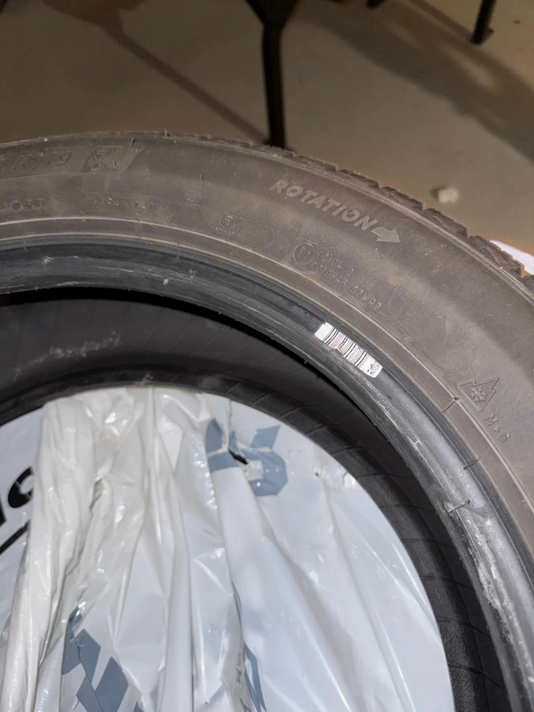 Michelin X-Ice Snow SUV Tire 225/55R19 - photo 2