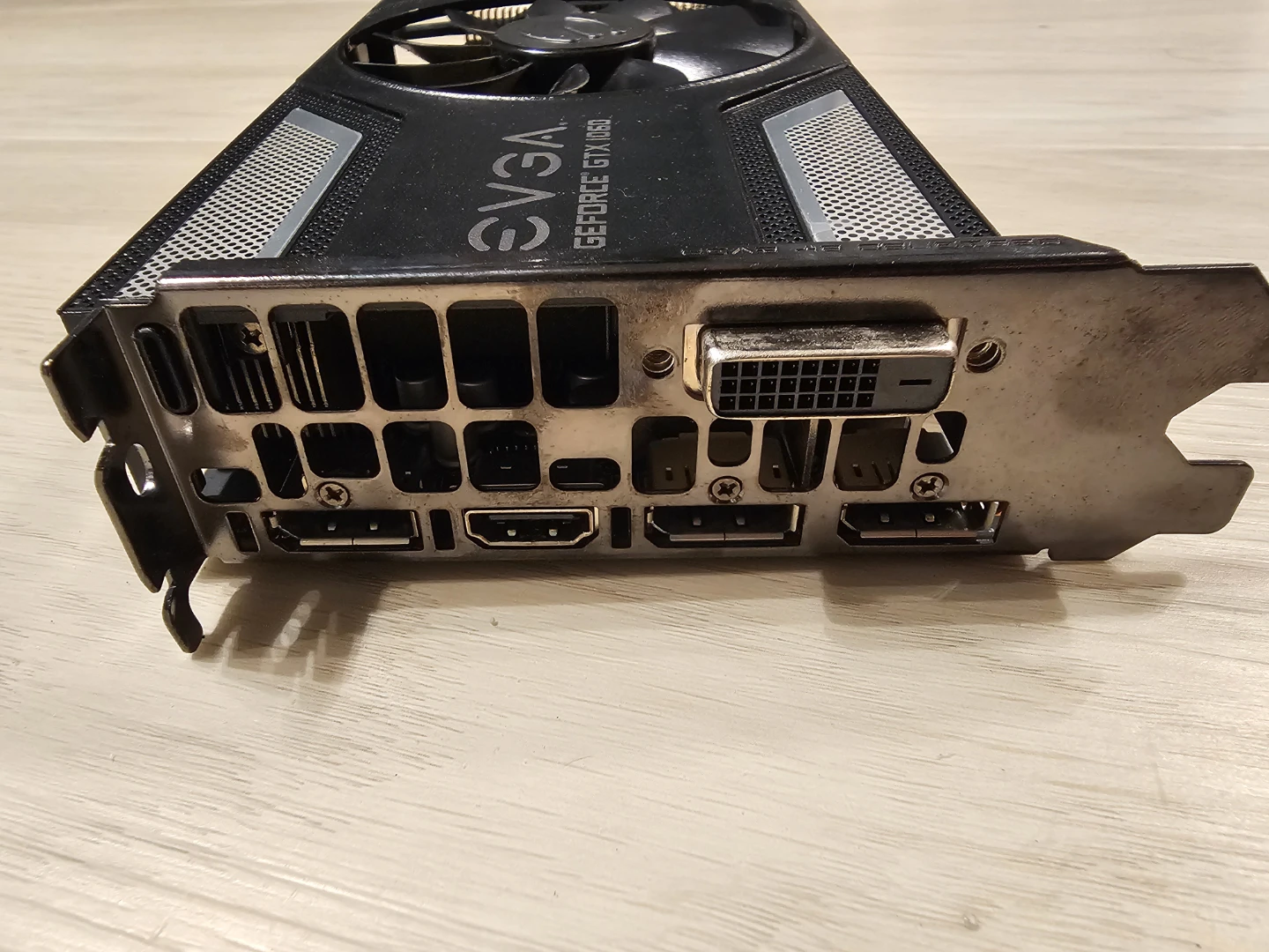 EVGA GeForce GTX 1060 Graphics Card - photo 2