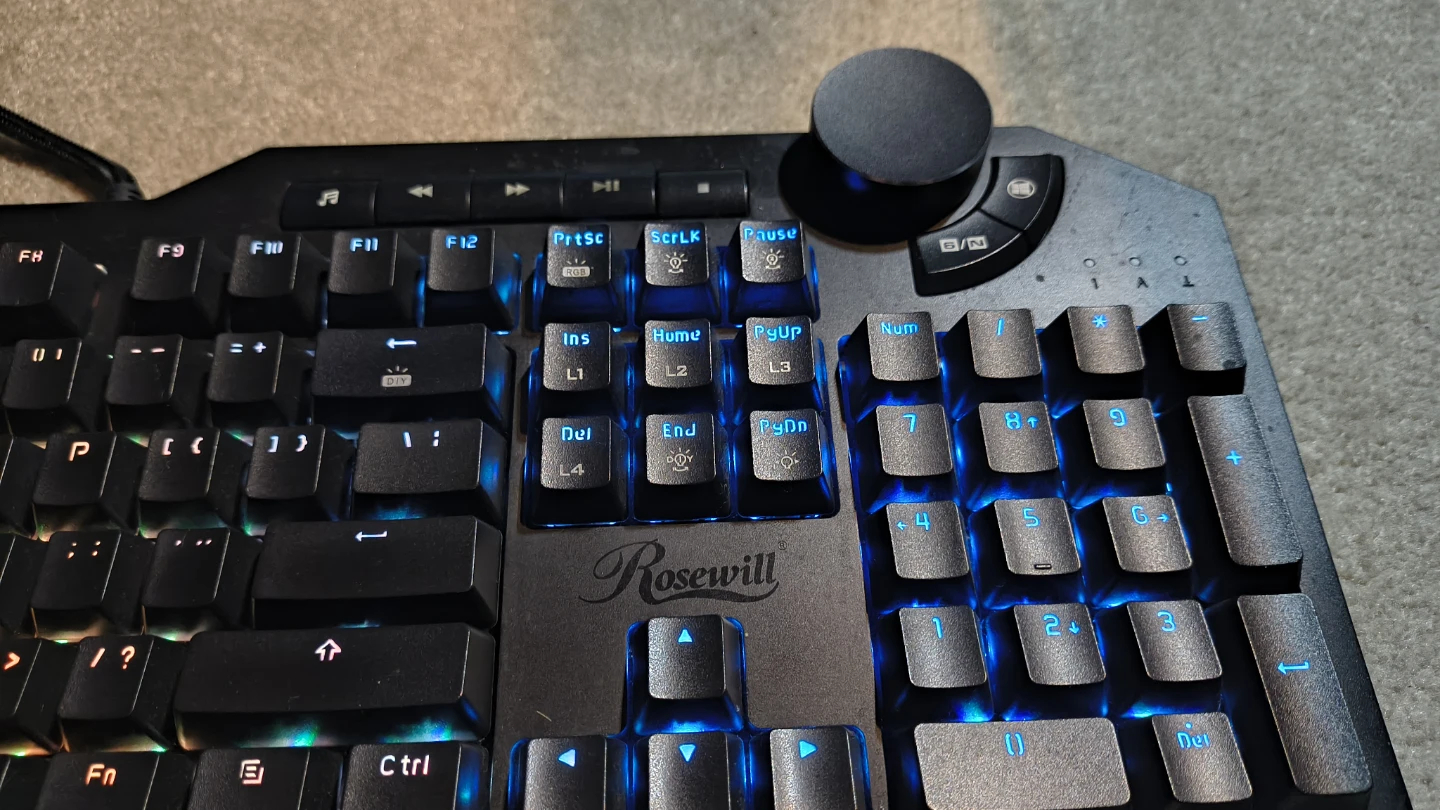 Mechanical Gaming Keyboard 🧡 - photo 4