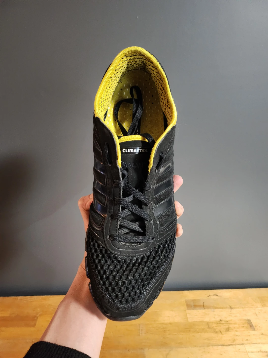 Adidas ClimaCool Oscillation running shoes Black Yellow - US 8 - photo 4