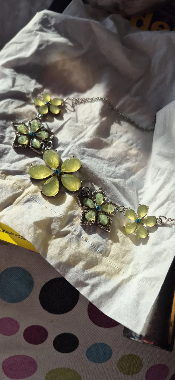 Flower Necklace - photo 2