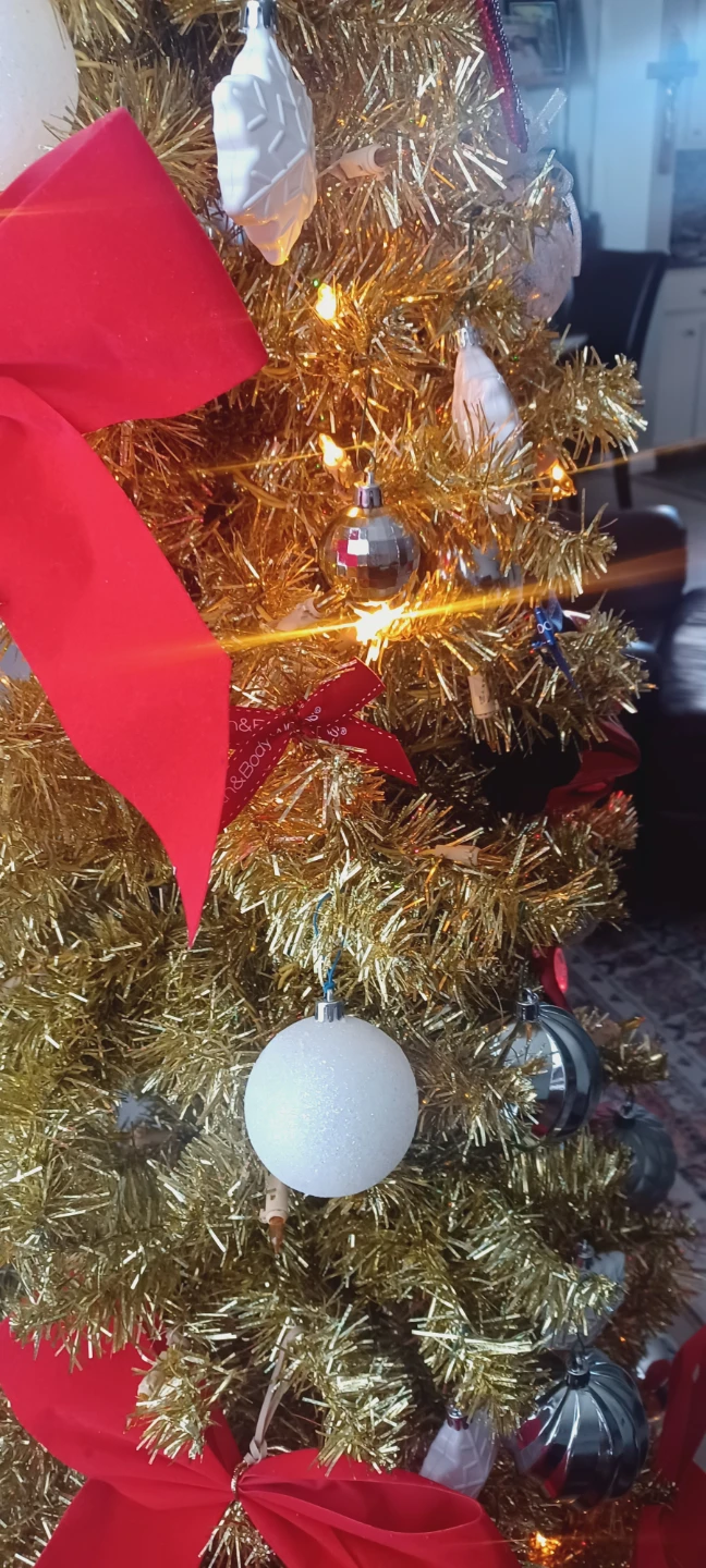 Decorated Gold Christmas Tree - photo 4