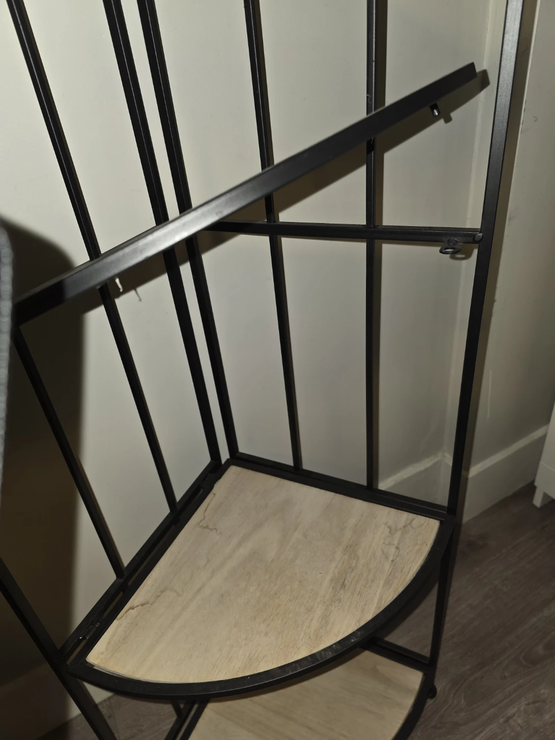 Folded Corner Shelf - Black Metal Frame - photo 2
