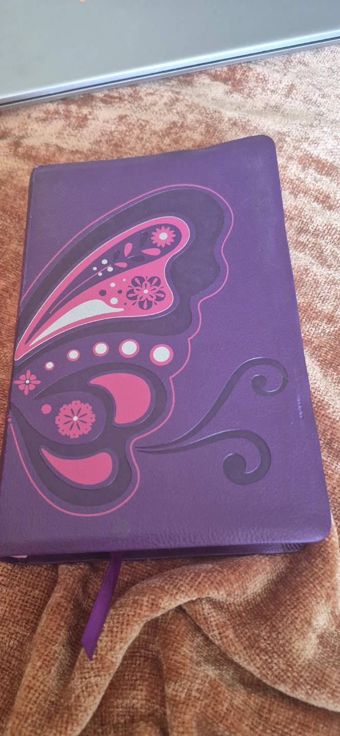 Girls Bible - photo 2