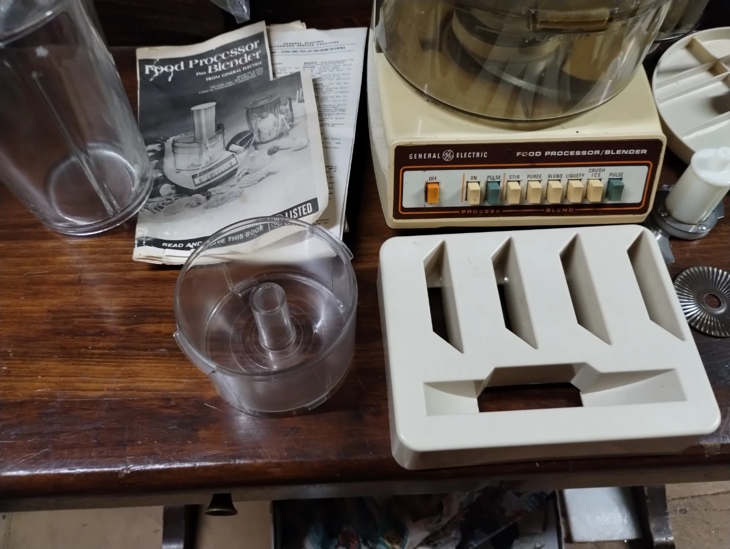 GE Food Processor and Blender with Attachments - photo 3