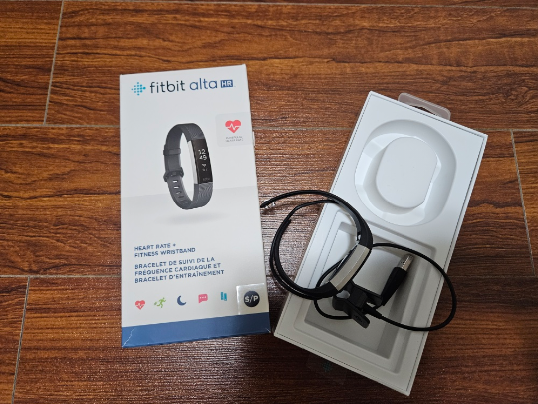 Fitbit Alta HR Fitness Wristband - S/P - photo 2
