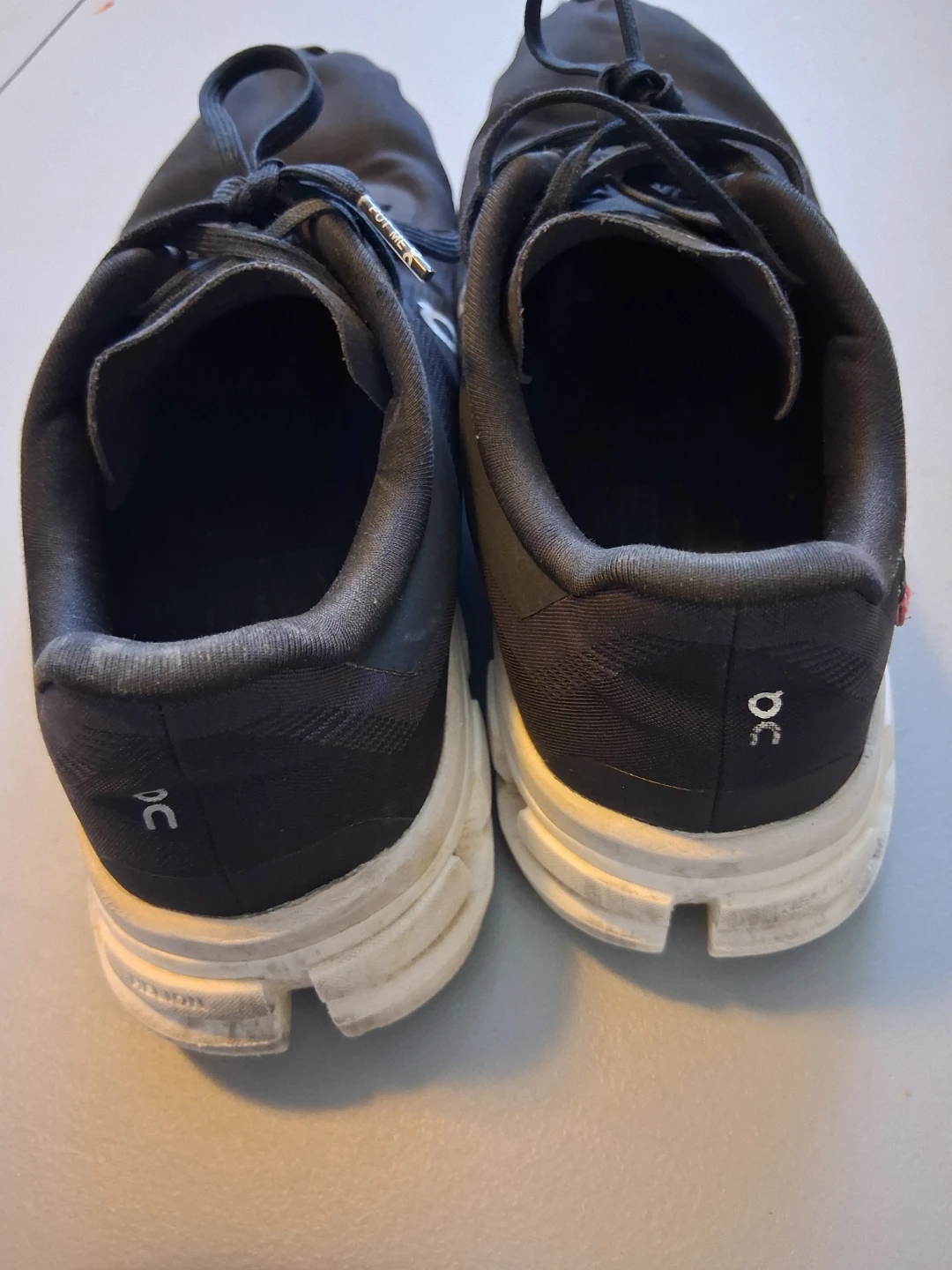 On Cloudflow Running Shoes - Black - photo 3