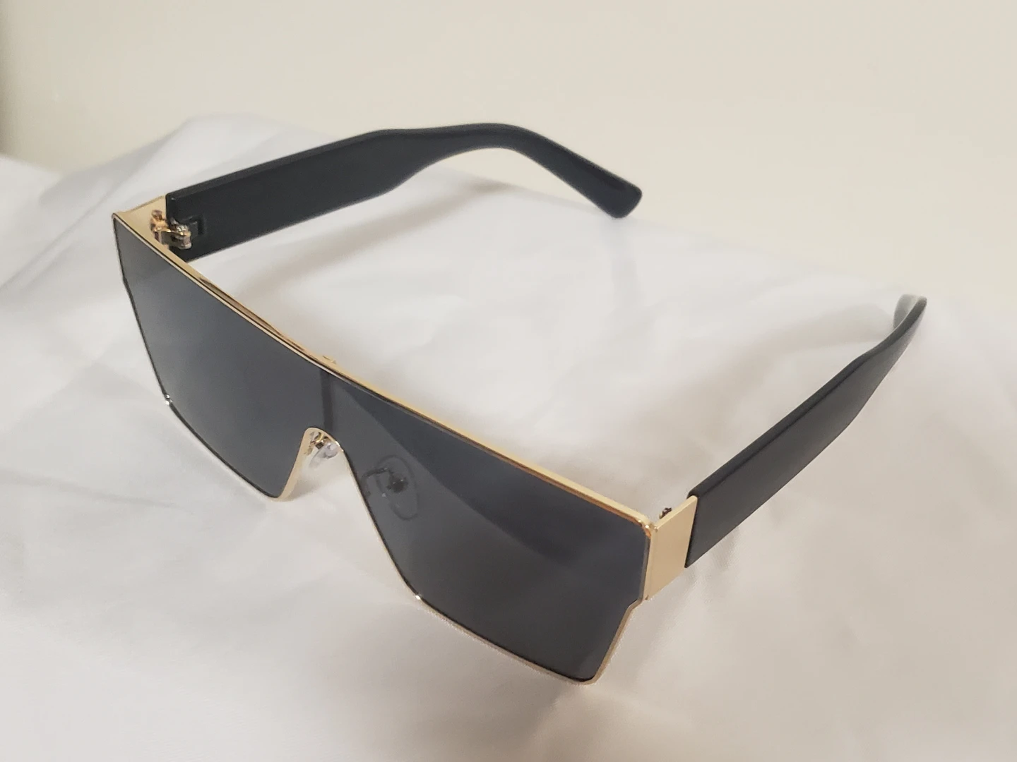 Brand new Sunglasses For sale only $40