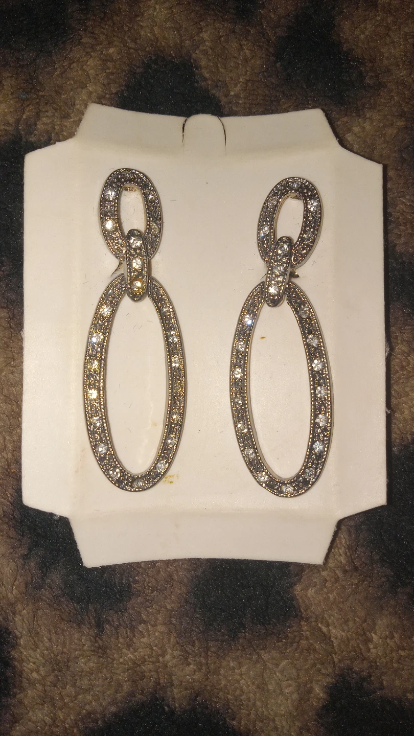 Vintage Clip On Earrings