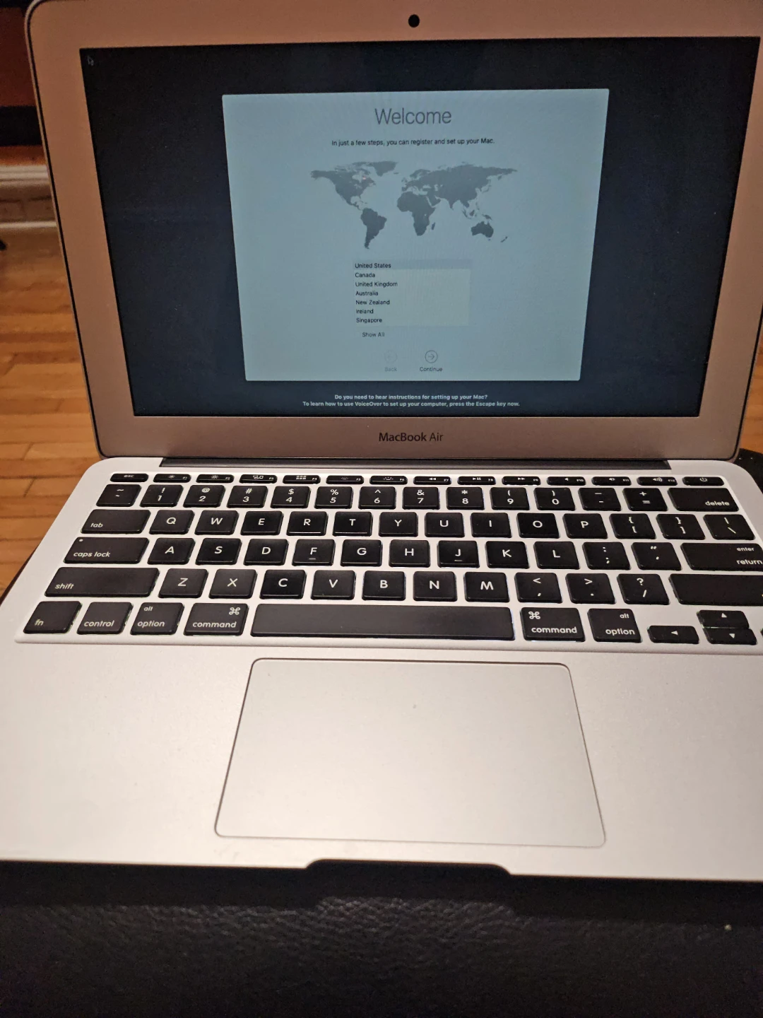 Apple Macbook Air - photo 2