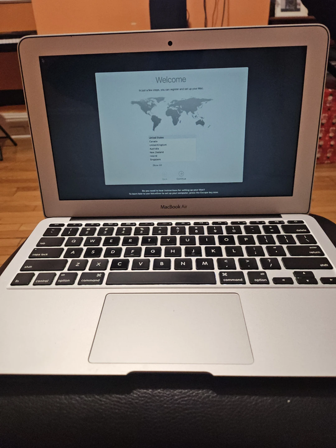 Apple Macbook Air - photo 3