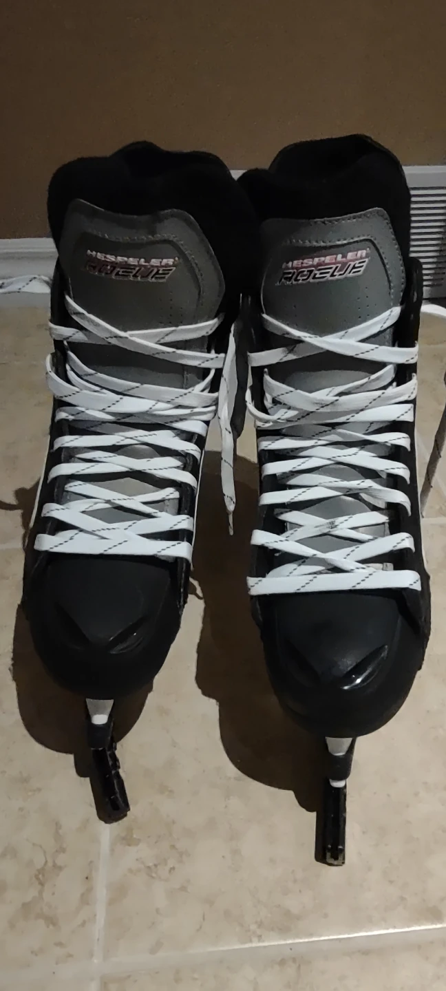 Hespeler Rogue Hockey Skates