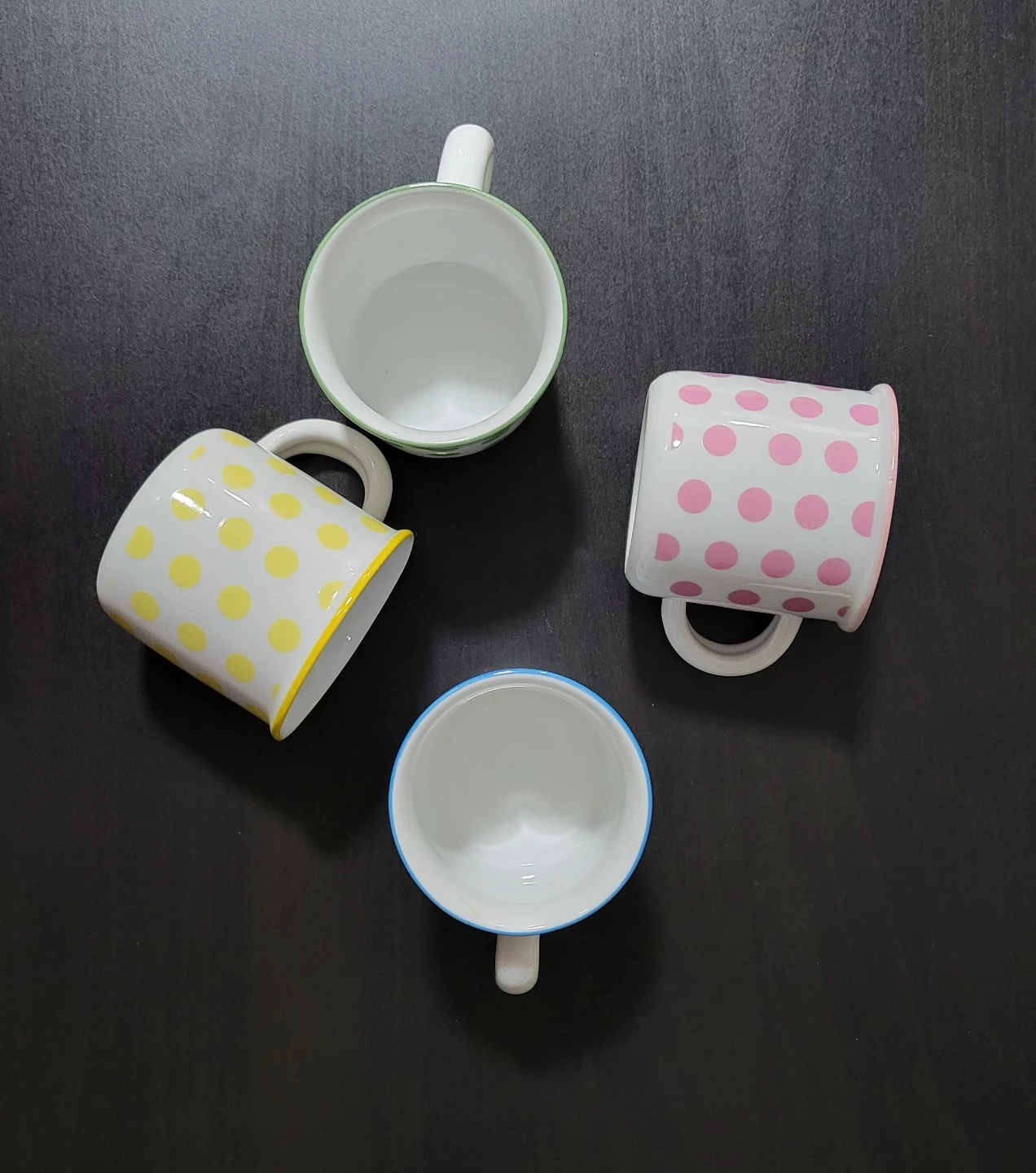 Village Kids Mini Cake Mugs Set