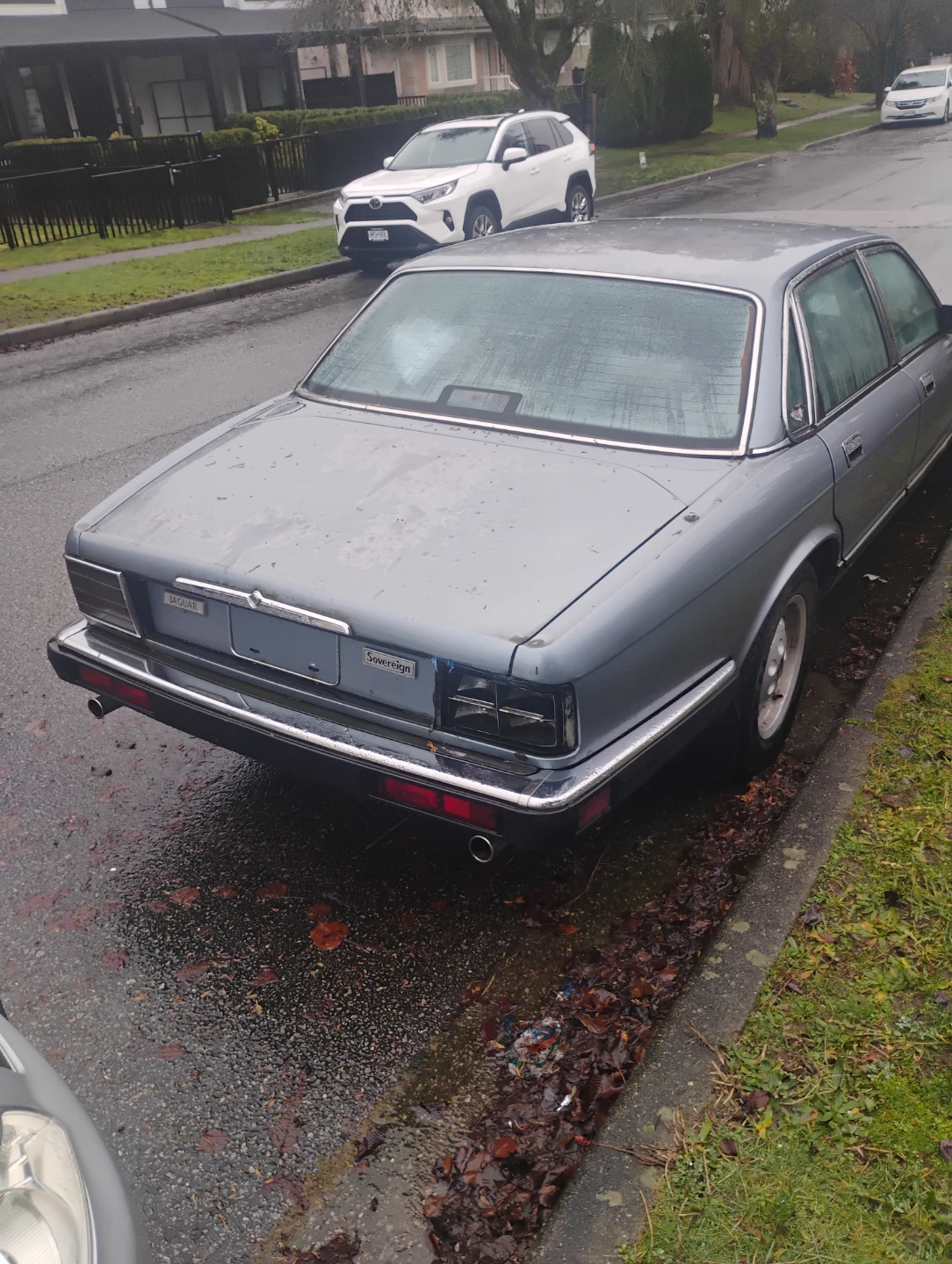 Jaguar Sovereign Sedan - photo 2