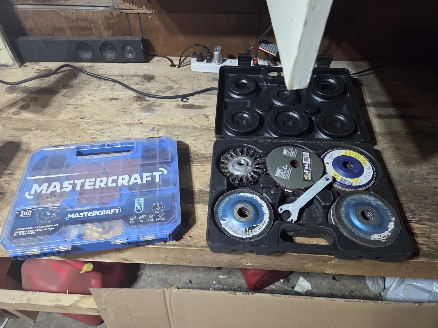 Mastercraft 100-Piece Oscillating Tool Accessory Set