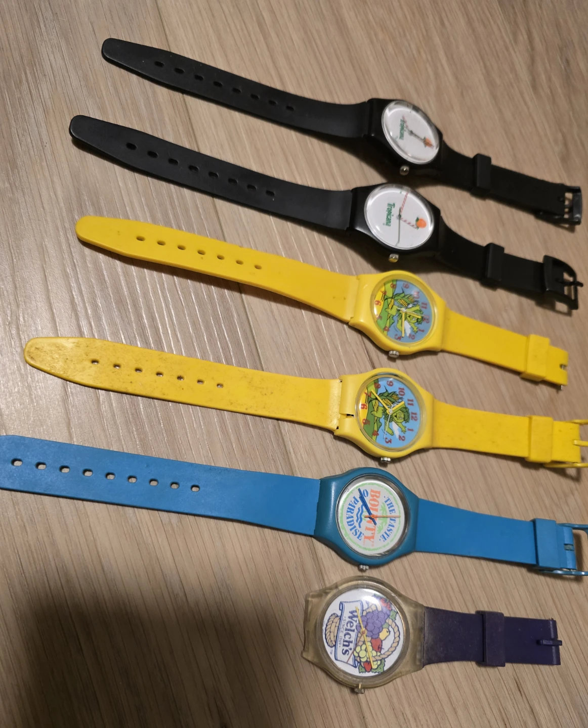 Lot of Quartz Advertising Watches - photo 4
