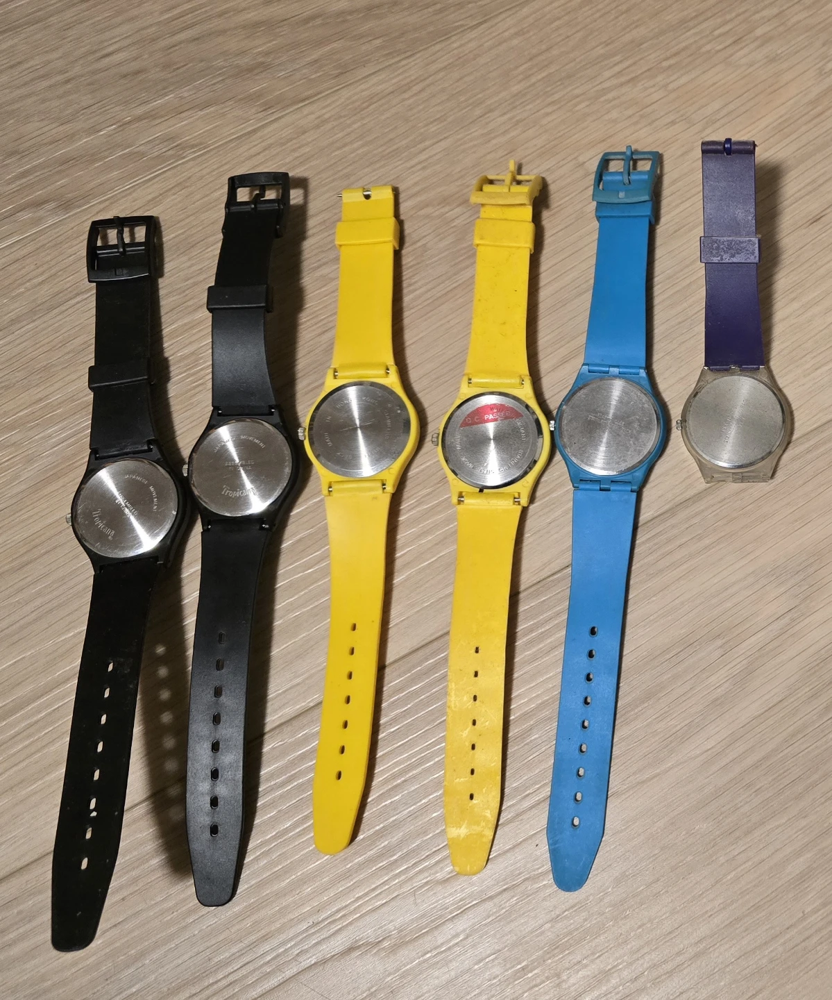 Lot of Quartz Advertising Watches - photo 5