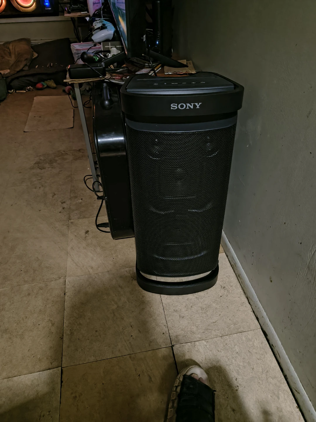 Sony XP700 Wireless Portable Bluetooth Karaoke Party Speaker - photo 3