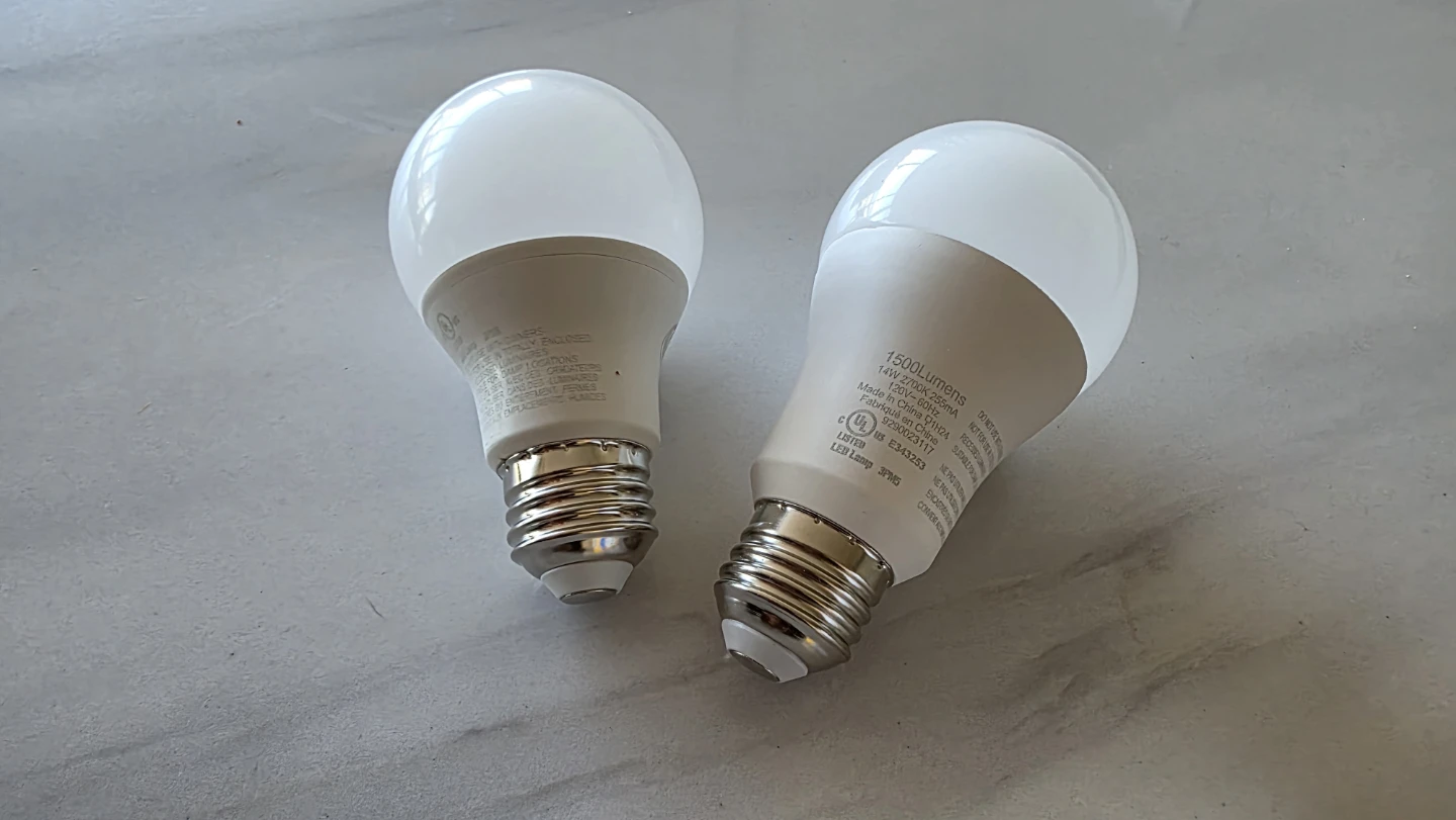 LED Light Bulbs - Pack of 2 - photo 2