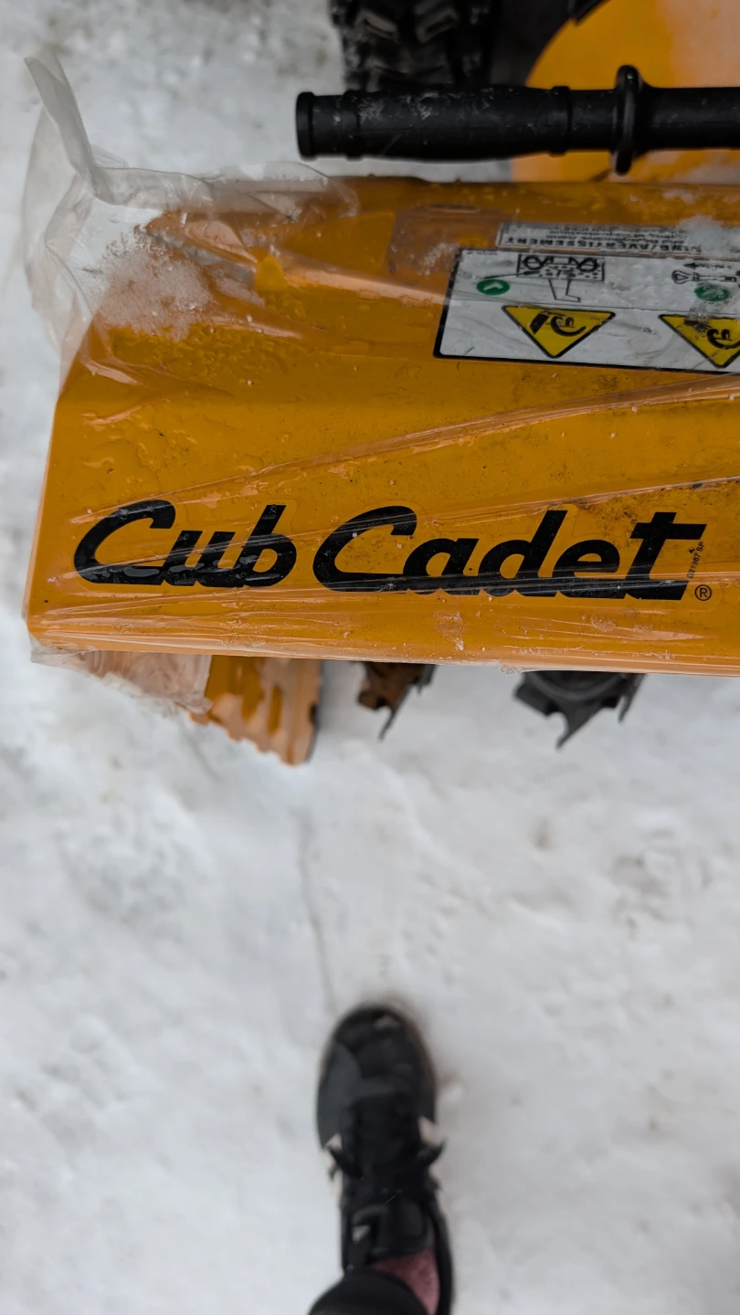Cub Cadet 2X 24" Snow Blower - Like New! - photo 2