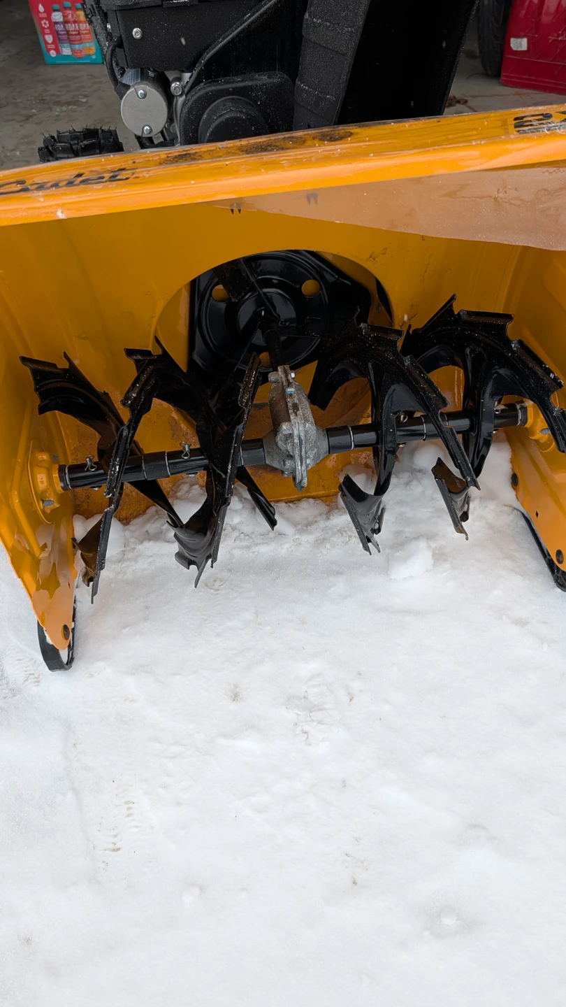 Cub Cadet 2X 24" Snow Blower - Like New! - photo 3