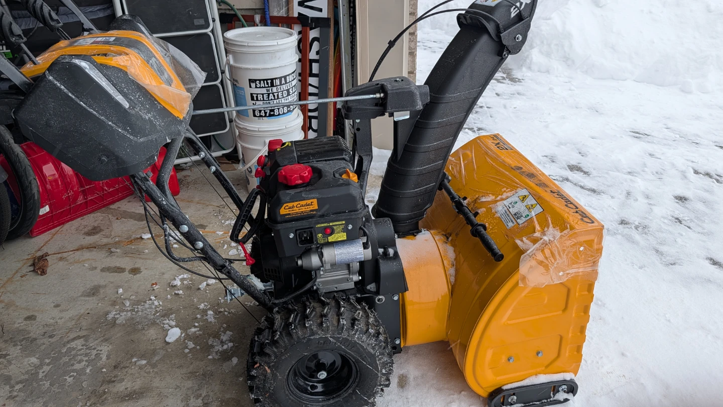 Cub Cadet 2X 24" Snow Blower - Like New! - photo 4