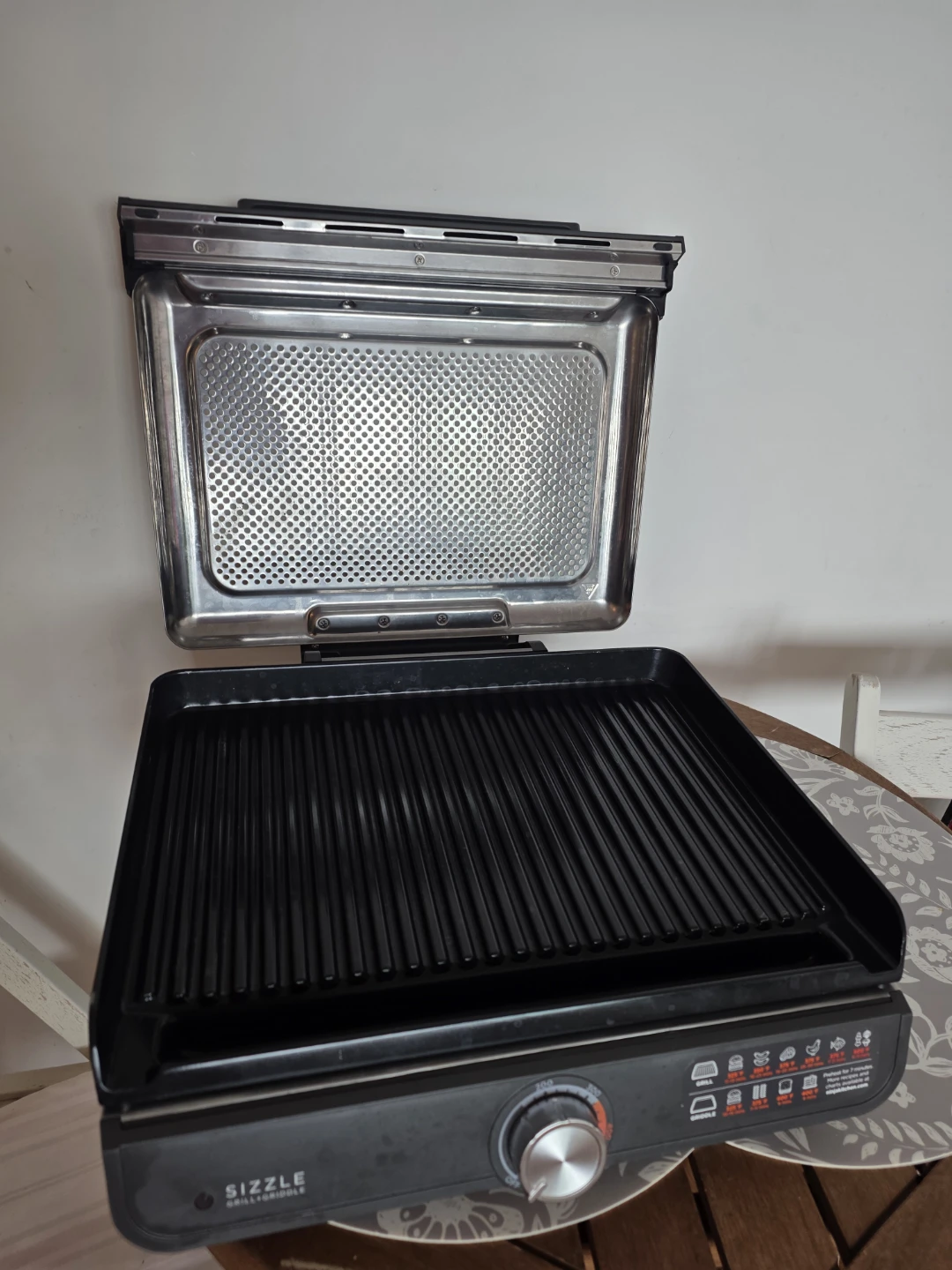 Ninja Sizzle Grill & Griddle - photo 2