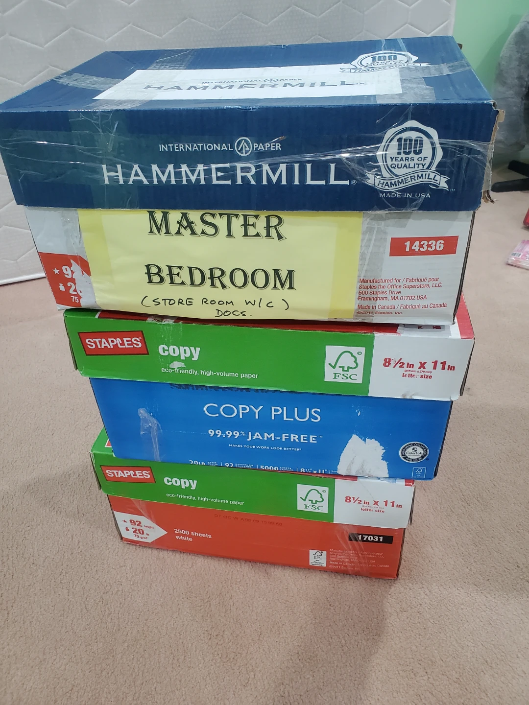 Free moving boxes