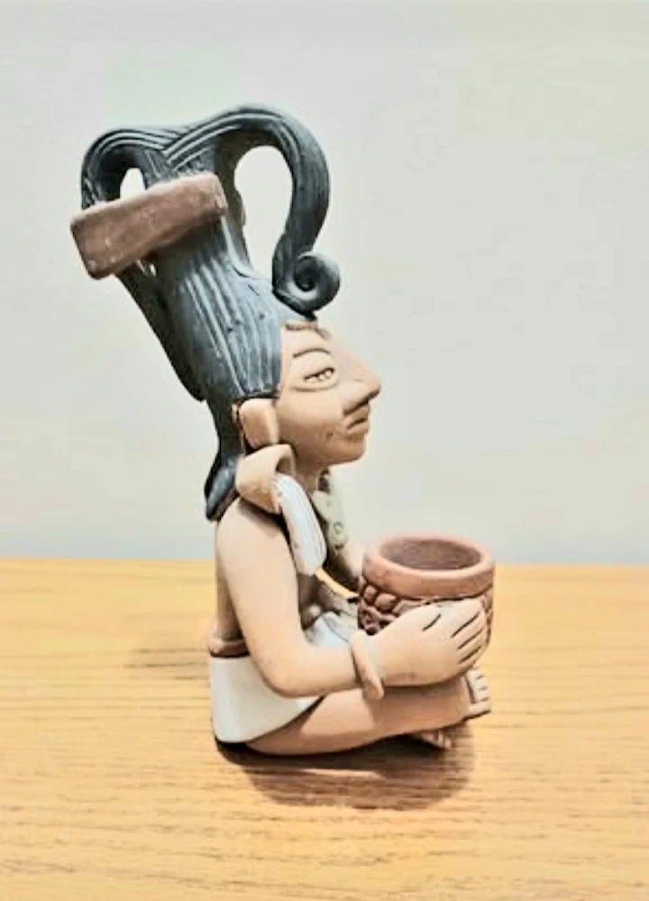 Unique Authentic Aztec Mayan Pottery Figurine - photo 2