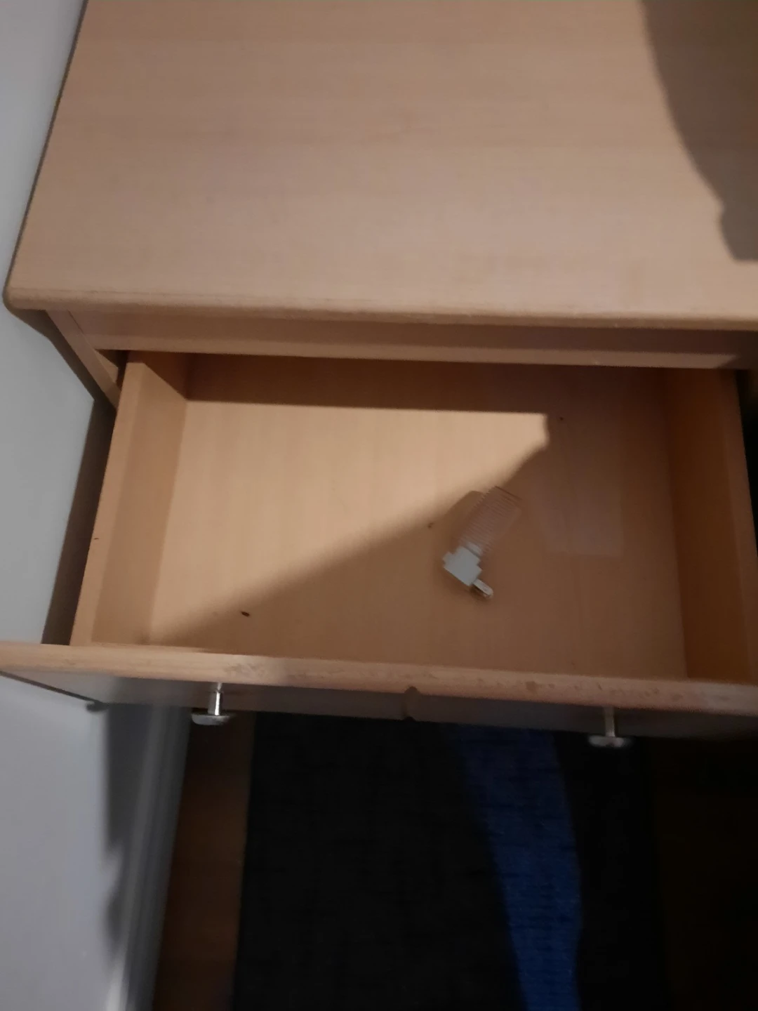 Light wood 2 drawer nightstand - photo 2