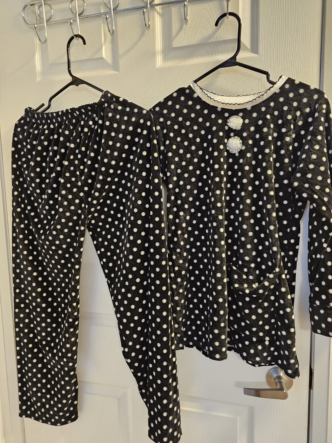 Two Polka dot pyjama sets - photo 4