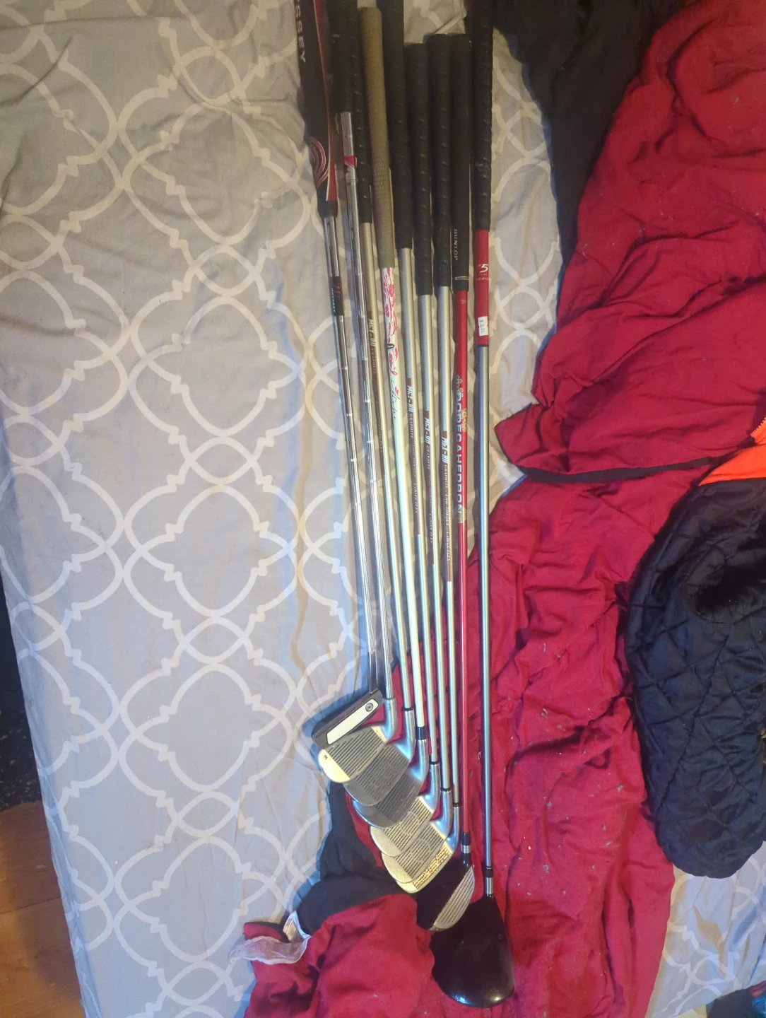 Miller Golf Bag with Golf Clubs
