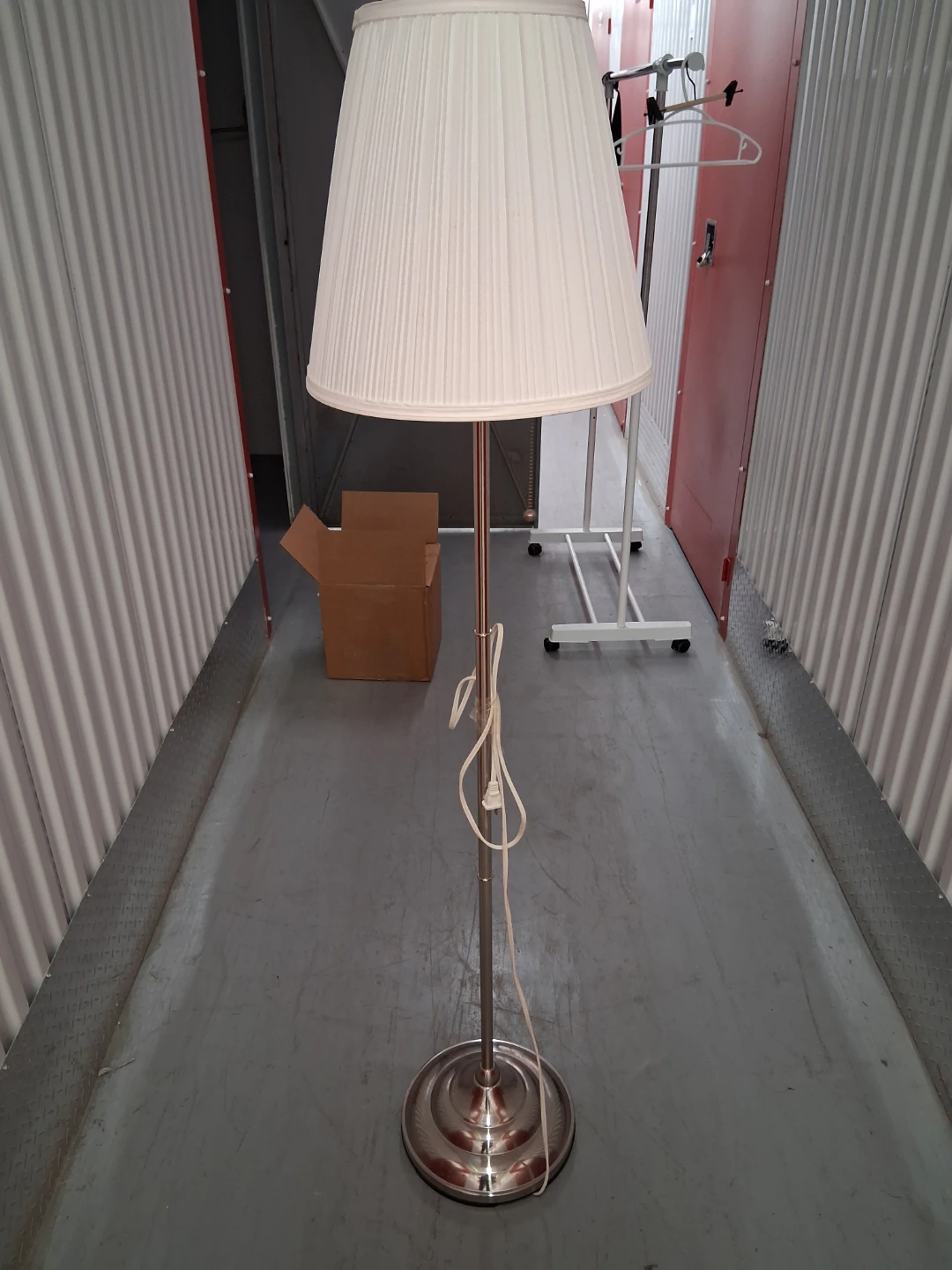IKEA Floor Lamp - Silver - photo 2