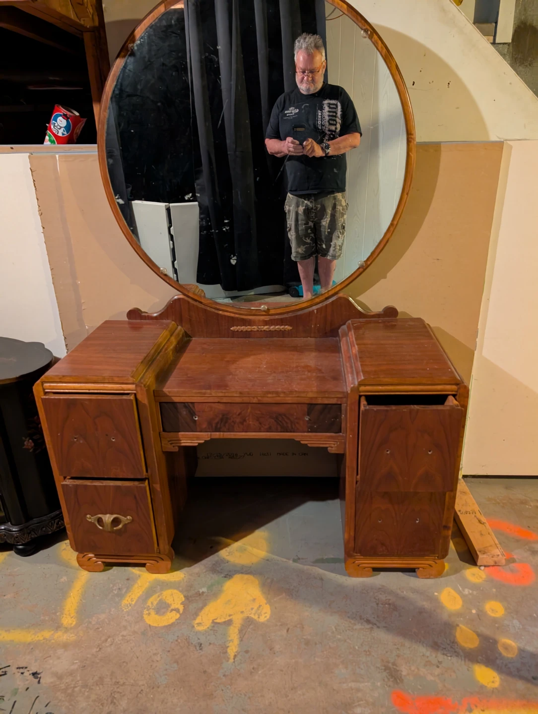 Vintage Vanity with Mirror