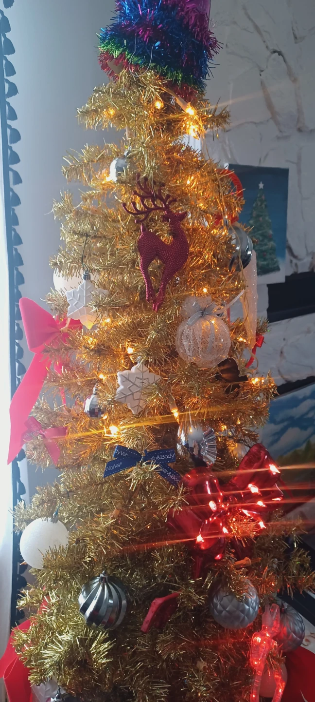 Decorated Gold Christmas Tree - photo 3