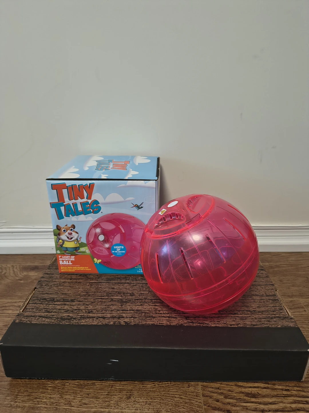 Tiny Tales Light-Up Adventure Ball