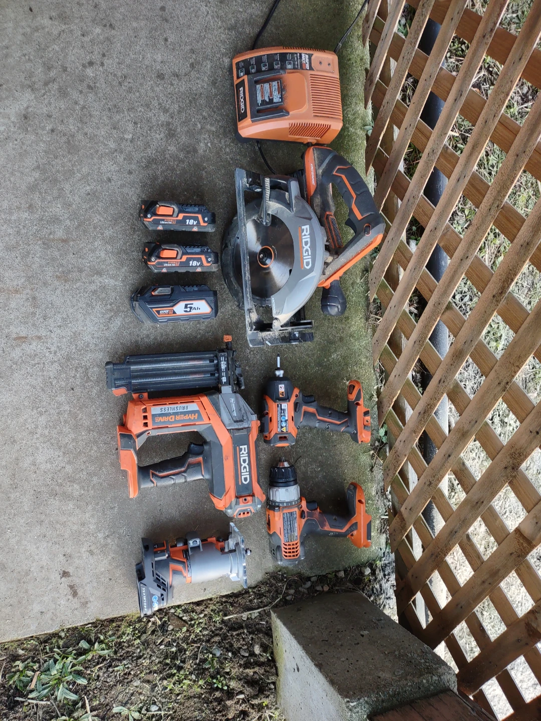 RIDGID 18V Cordless Power Tool Combo Kit