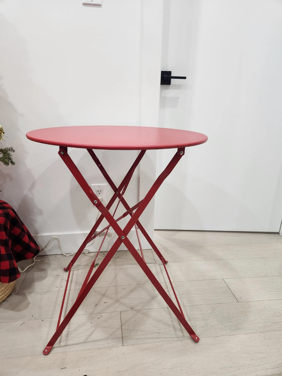 Red Metal Bistro Table - Round Folding Table + 2 Chairs - photo 4