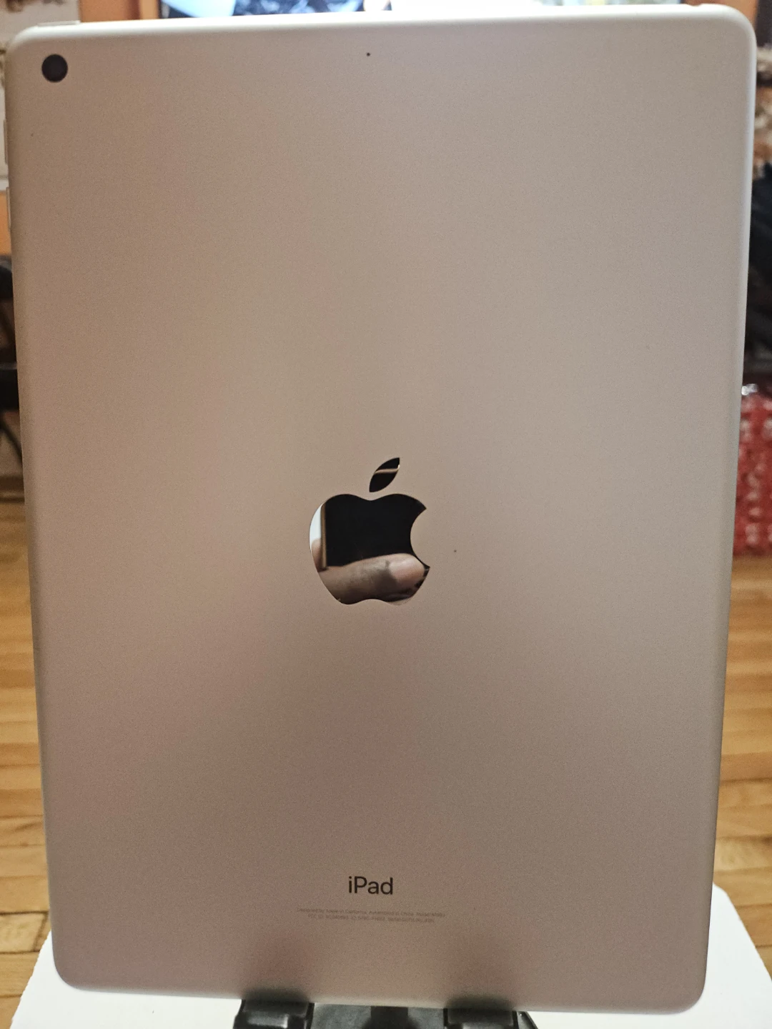 Apple iPad 6th Gen 128 GB