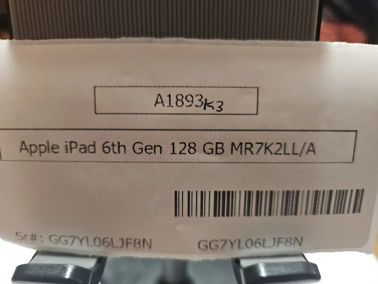 Apple iPad 6th Gen 128 GB - photo 4