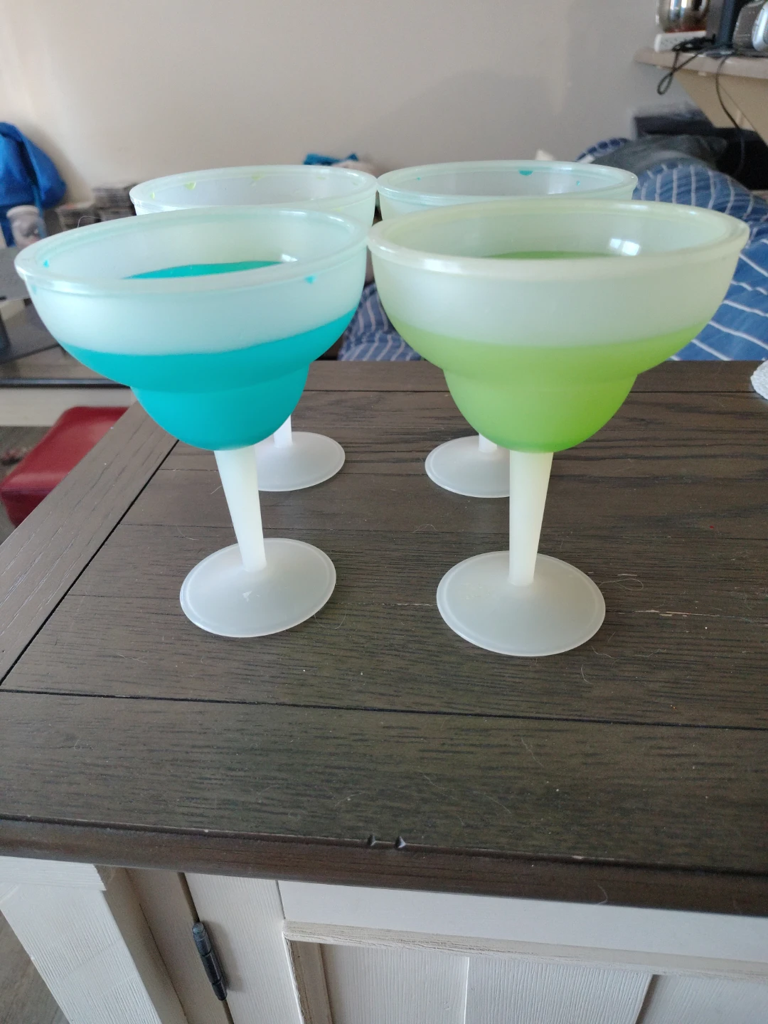 Freezable Plastic Margarita Glasses - Set of 4